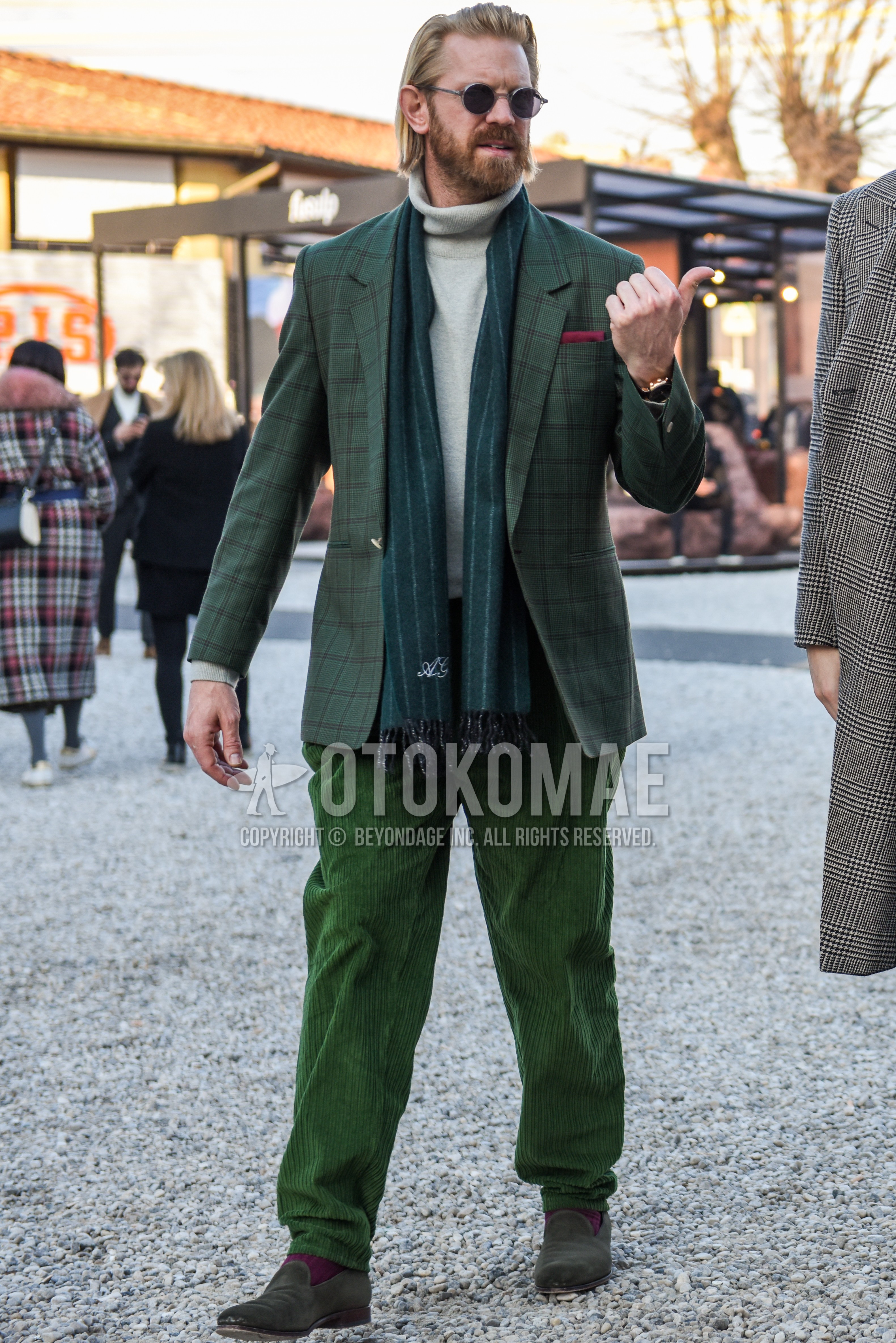 Men's spring autumn outfit with silver plain sunglasses, green stripes scarf, white plain turtleneck knit, green check tailored jacket, green plain winter pants (corduroy,velour), purple plain socks, gray  loafers leather shoes.