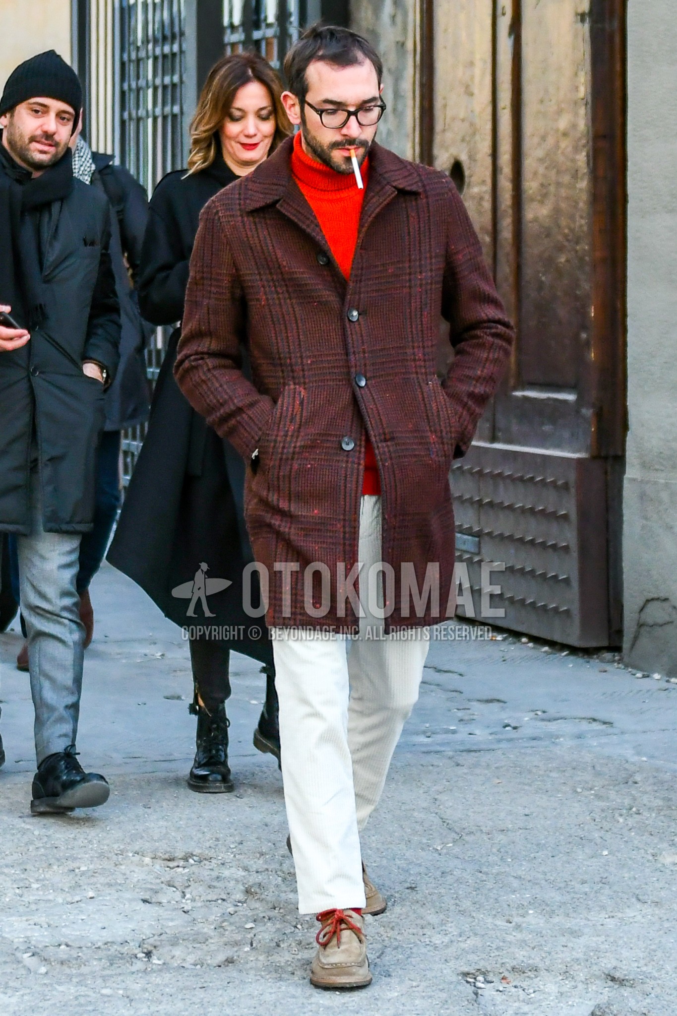 Men's autumn winter outfit with brown tortoiseshell glasses, brown check stenkarrer coat, red plain turtleneck knit, white plain winter pants (corduroy,velour), beige moccasins/deck shoes leather shoes.