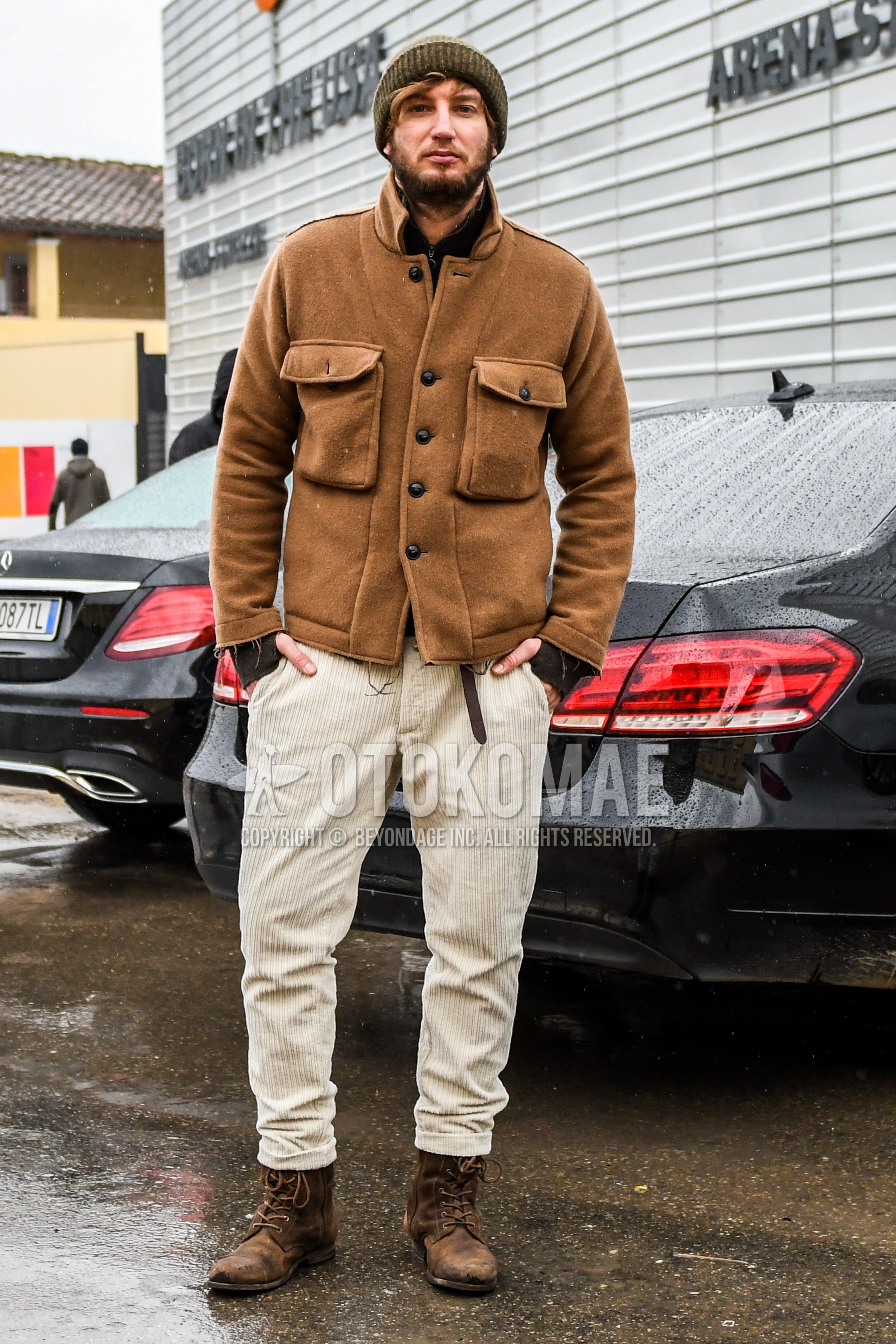 Men's winter outfit with brown plain knit cap, brown plain trucker jacket, white plain winter pants (corduroy,velour), brown  boots.