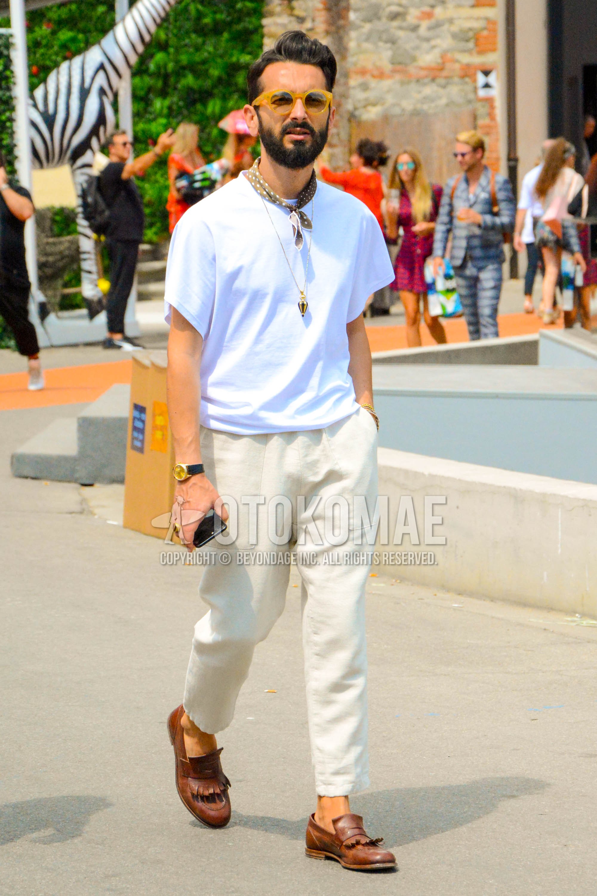 Men's summer outfit with plain sunglasses, white plain t-shirt, white plain ankle pants, brown  loafers leather shoes.