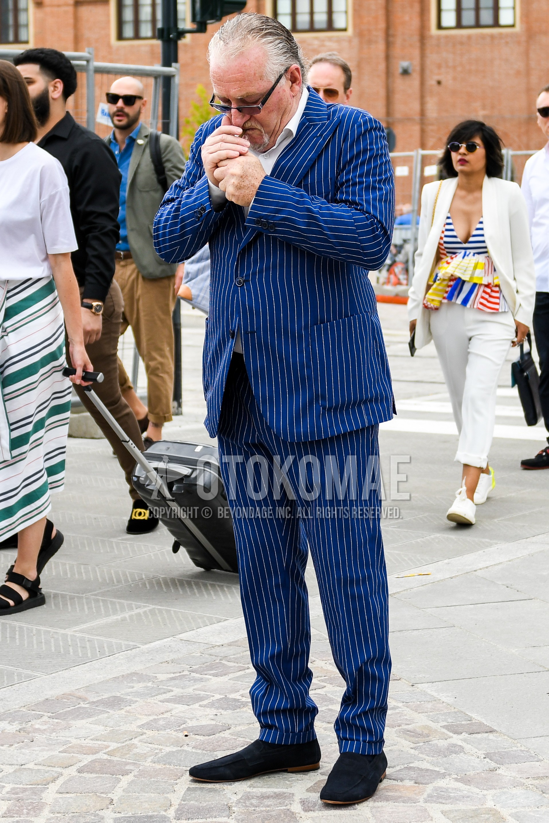 Men's spring summer autumn outfit with plain sunglasses, white plain shirt, navy  loafers leather shoes, navy stripes suit.