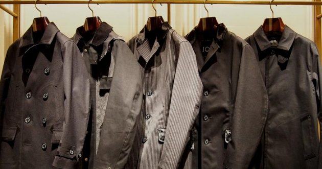 What is the appeal of the three major coat brands “Mackintosh”?