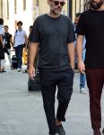 ワントーン 夏服メンズファッションコーディネート
