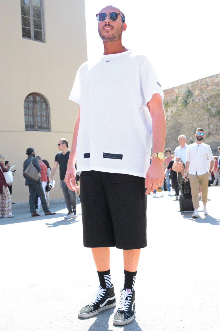 Vans Sneakers Cordage "Create a luxury street style with the SK8-HI and off-white pieces."