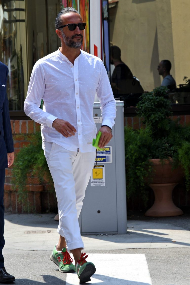 Linen Shirt x White Pants
