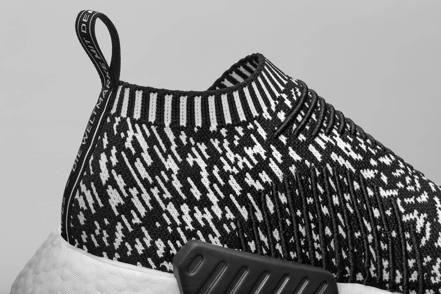 Adidas presents a new NMD inspired by the traditional Japanese pattern,  Sashiko! | Men's Fashion Media OTOKOMAE