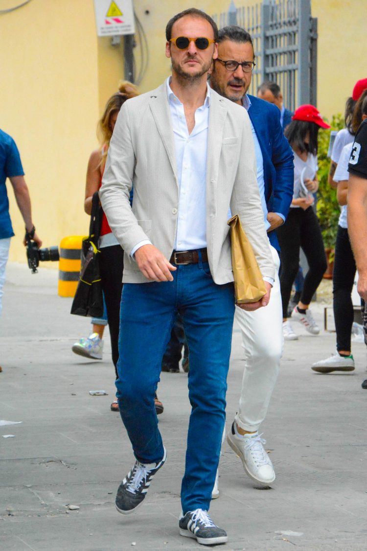 Jacket style with Adidas gazelles set on the feet