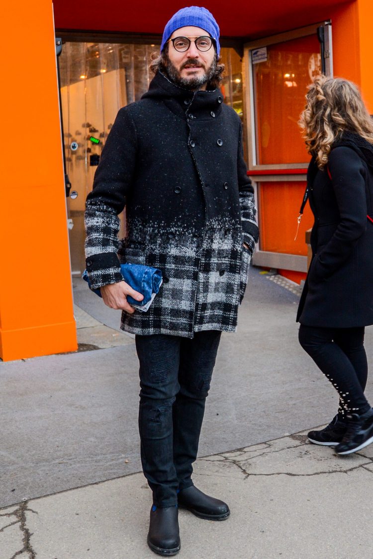 Knit cap & monotone coordination