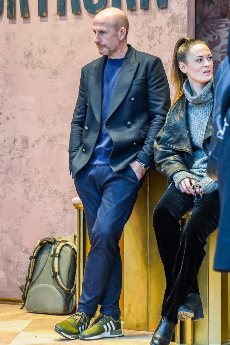 Double jacket with open front for a casual look