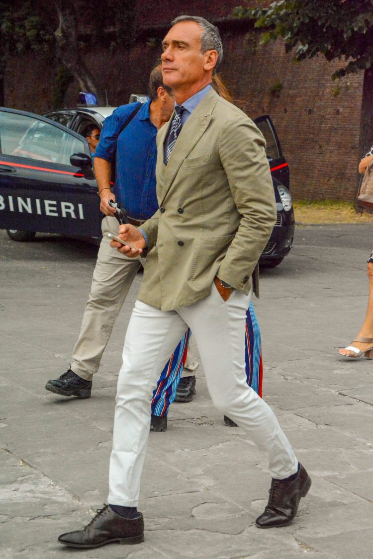 A stylish double jacket from Solaro for a sophisticated look.
