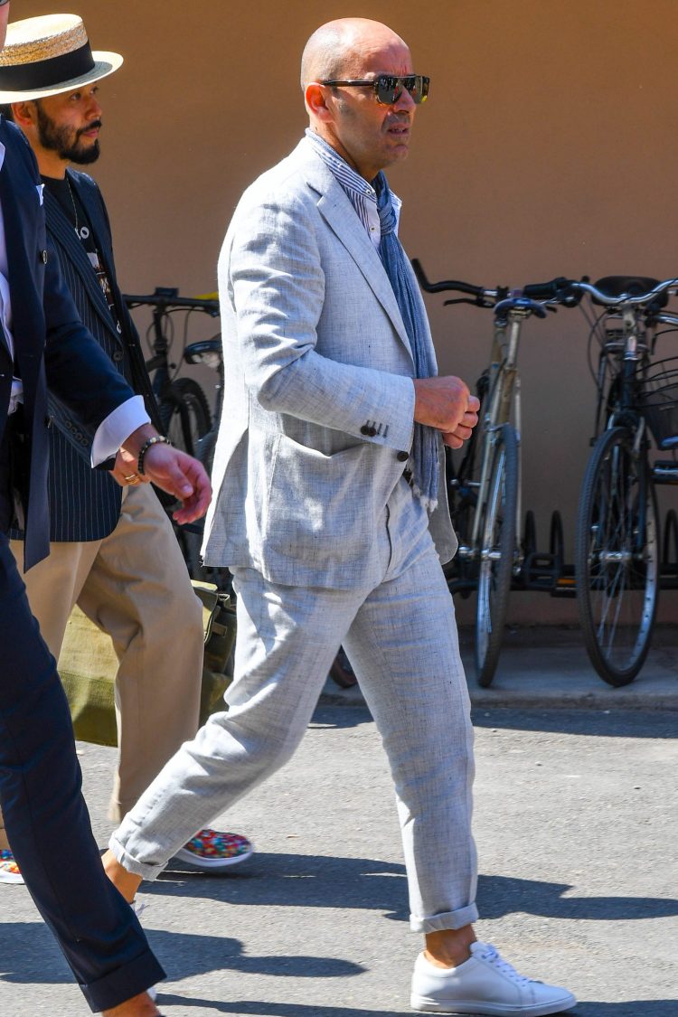 If the suit is made of casual fabric, you can roll it up.