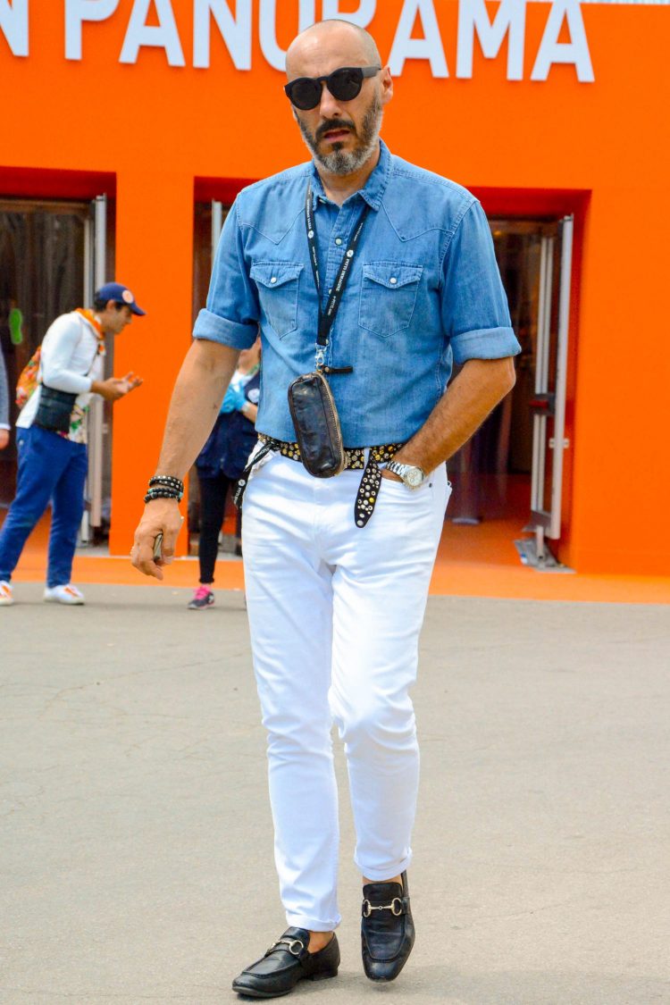 Denim shirt coordinate finished in fresh colors, with black leather shoes to tighten it up.