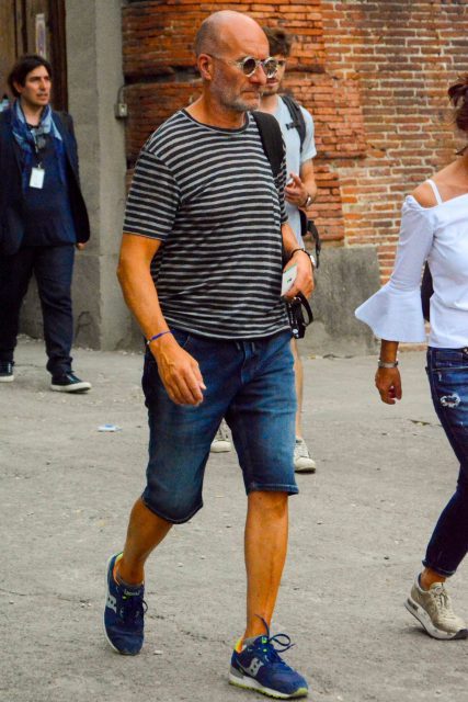 ローテクスニーカーは今だからこそ注目したいアイテム メンズにおすすめのモデルと注目の着こなしを紹介 メンズファッションメディア Otokomae ページ 10otokomae 男前研究所 ページ 10