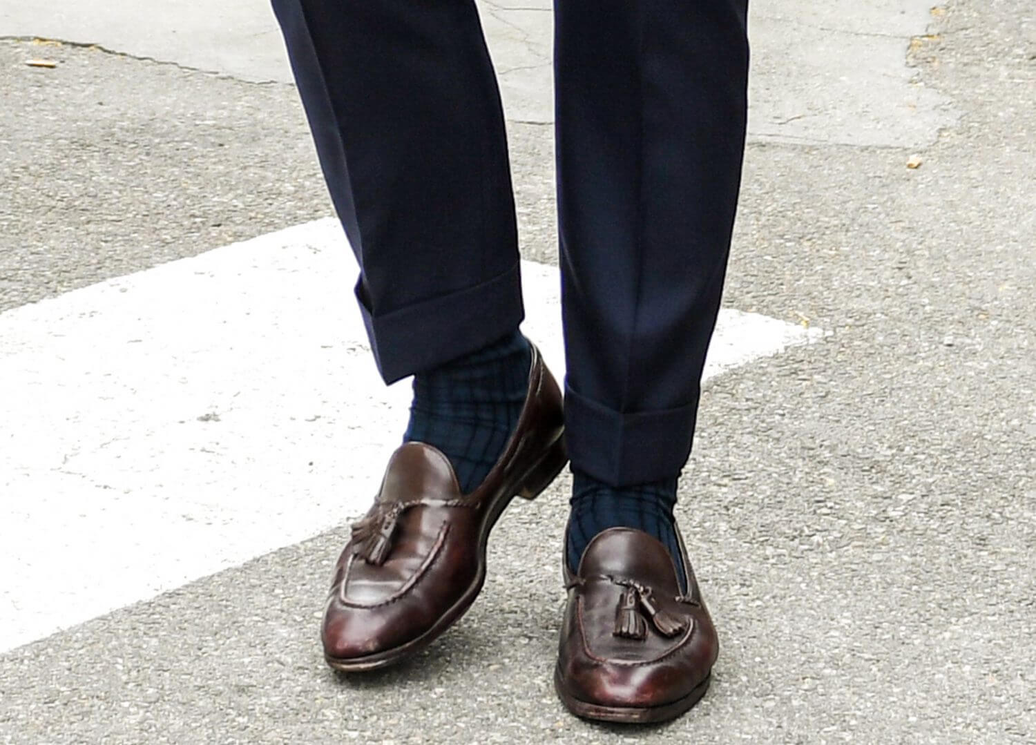 タッセルローファー コーデ メンズ特集 万能革靴を使った注目の着こなし アイテムを紹介 メンズファッションメディア Apgs Nswapgs Nsw 男前研究所