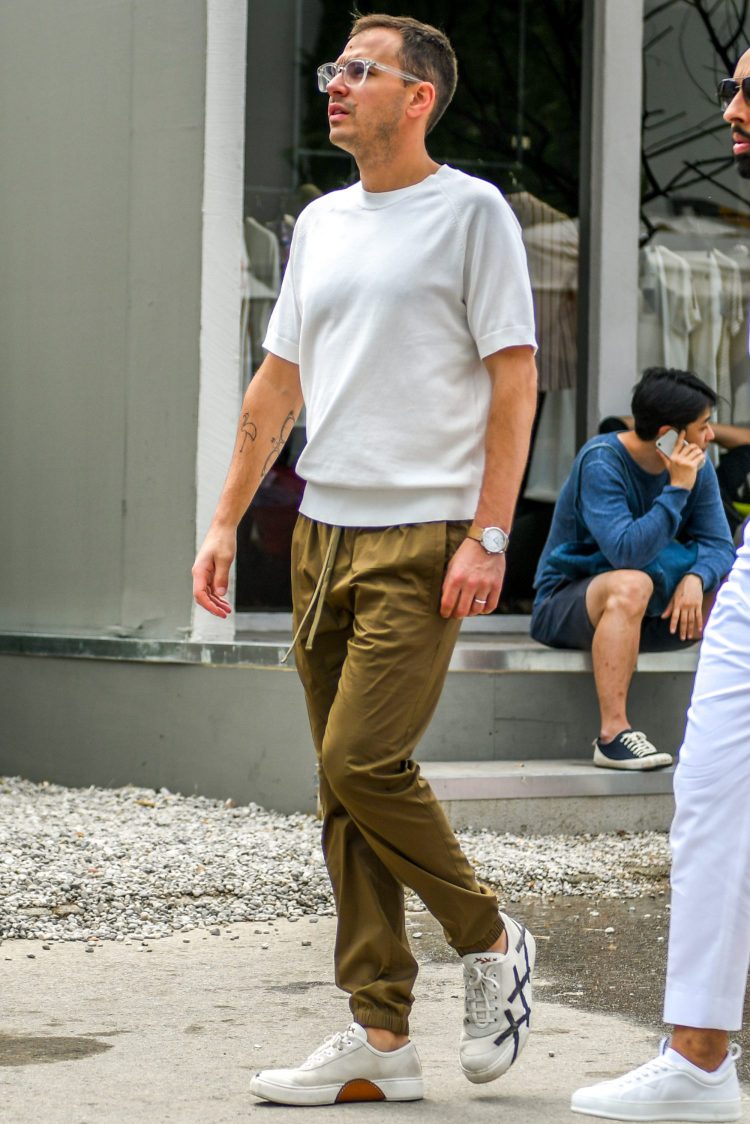 There are also sneakers newly developed by collection brands!