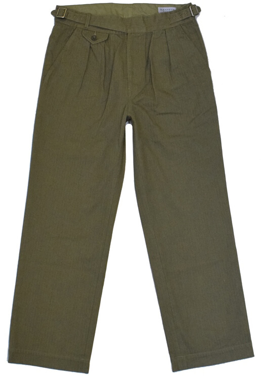 Gurkha pants add a martial and classic mood to a men's outfit