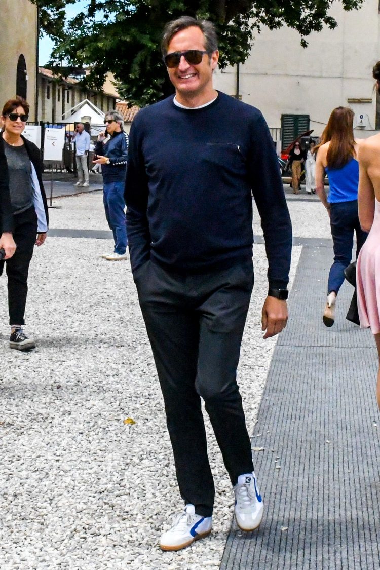 Valsport combined with slacks