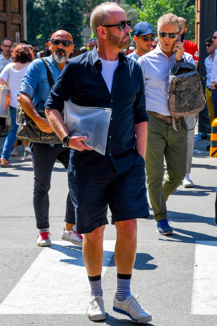Notice the shirt and T-shirt combination that makes the shorts coordinate look classy.