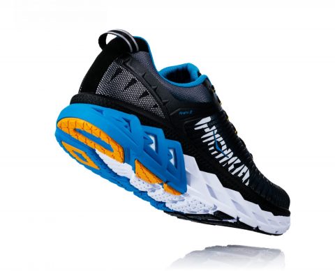 HOKA ONE ONE "ARAHI 2