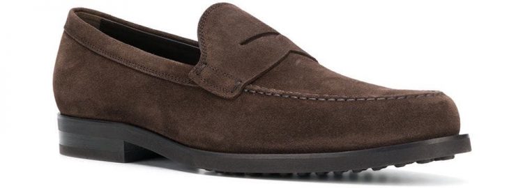 TOD'S(トッズ) スエードコインローファー