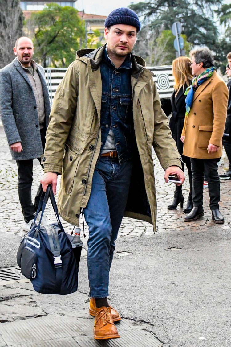Denim jacket, brogue shoes, and a mod coat coordinate with a country touch.
