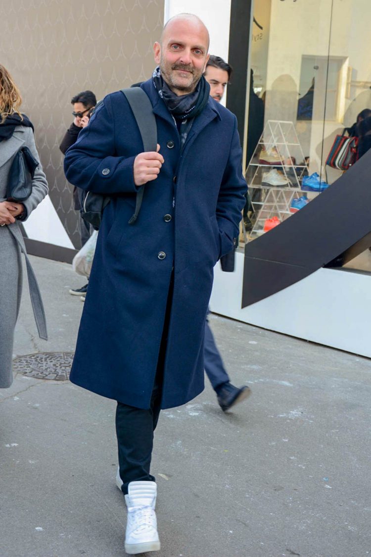 ロングコート コーデ メンズ特集 重厚なシルエットの着こなし おすすめアイテムを紹介 メンズファッションメディア Otokomae ページ 34otokomae 男前研究所 ページ 34