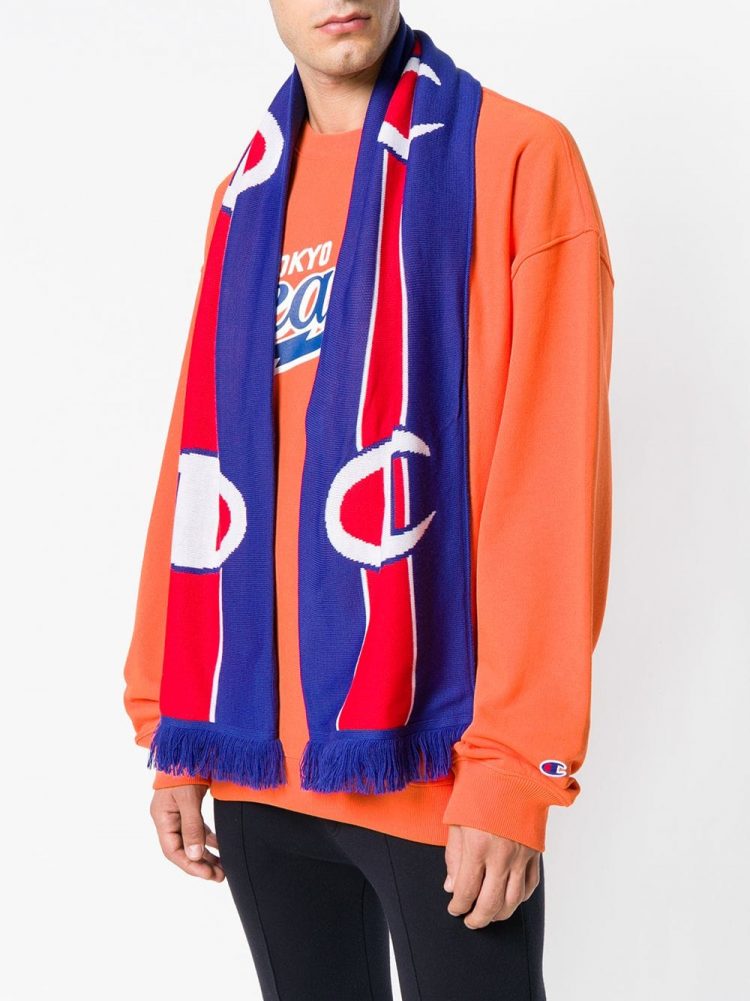 CHAMPION(チャンピオン) ロゴ マフラー