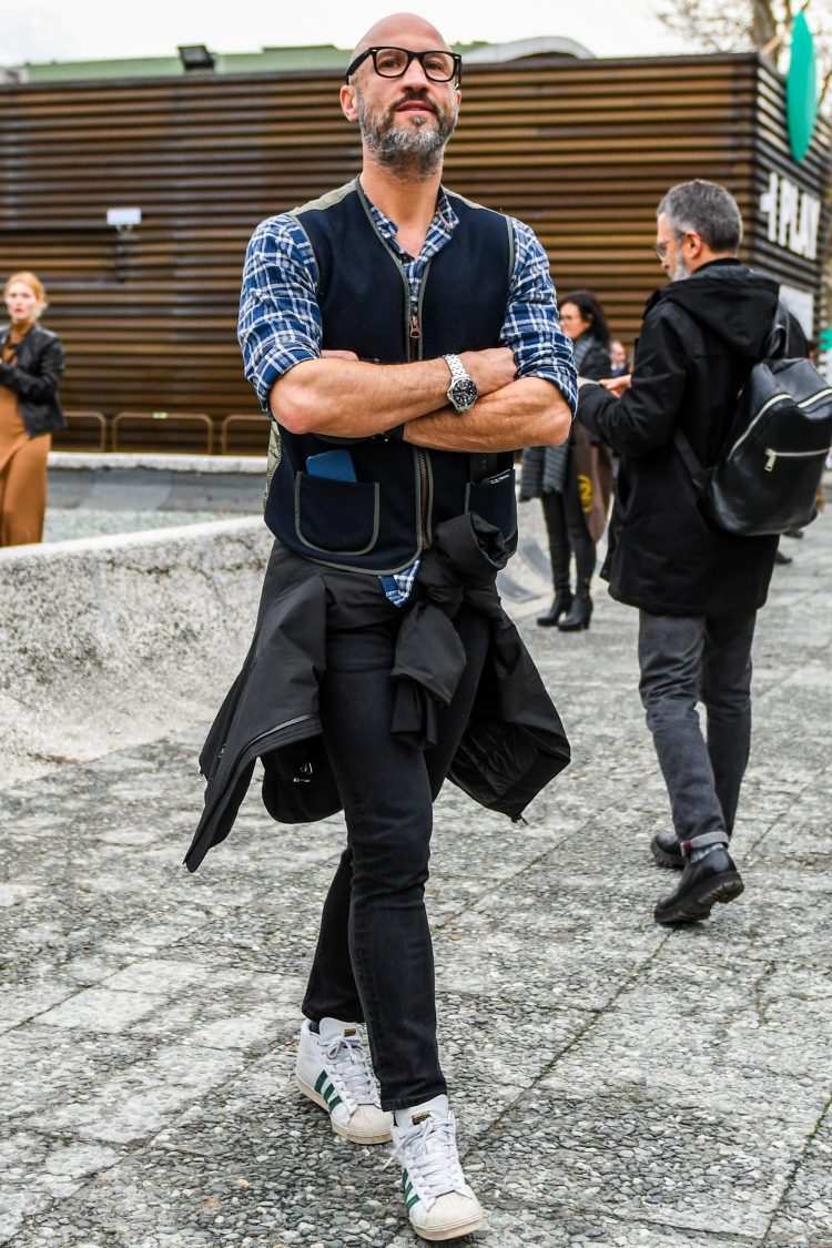 Adidas sneakers coordinate " Superstar high cut that goes great with skinny pants.
