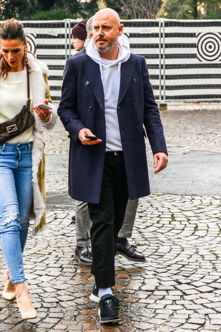 Coat and sweatshirt parka coordinate that accentuates a cozy and clean image