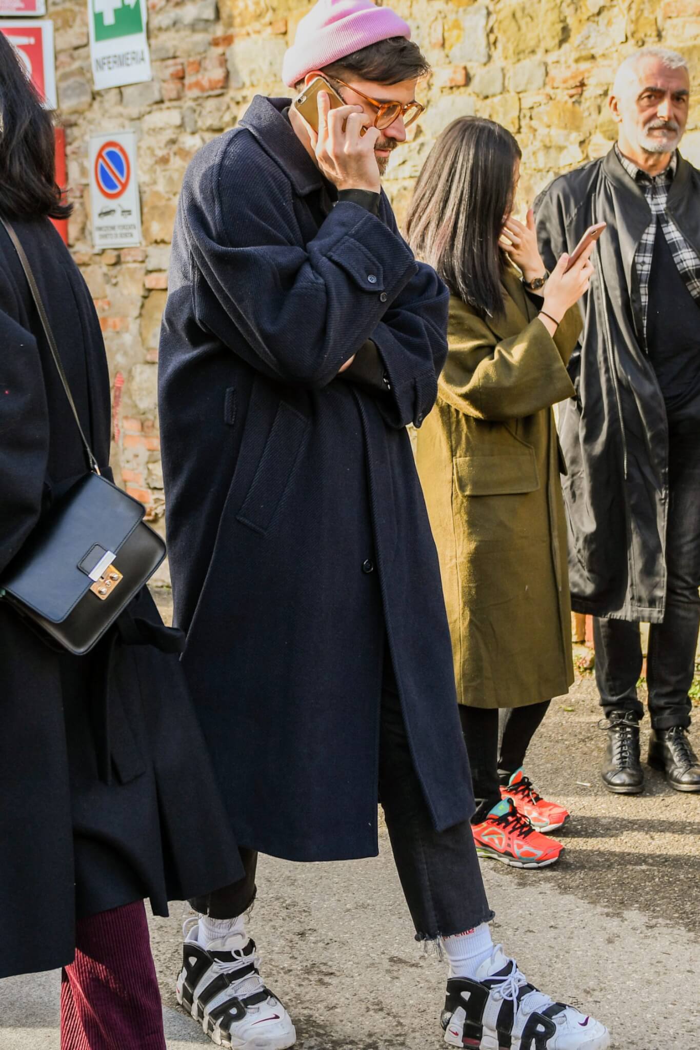 ニット帽のメンズコーデ事例集 人気のかぶり方とオススメアイテムを紹介 メンズファッションメディア Otokomae 男前研究所