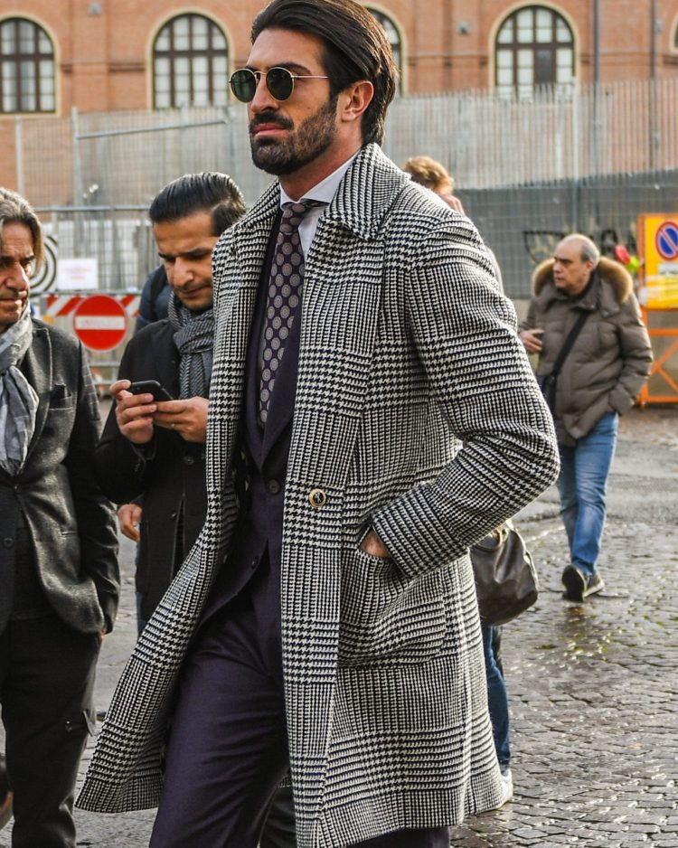 Boston sunglasses with delicate metal frames give a stylish boost to men's dress code.