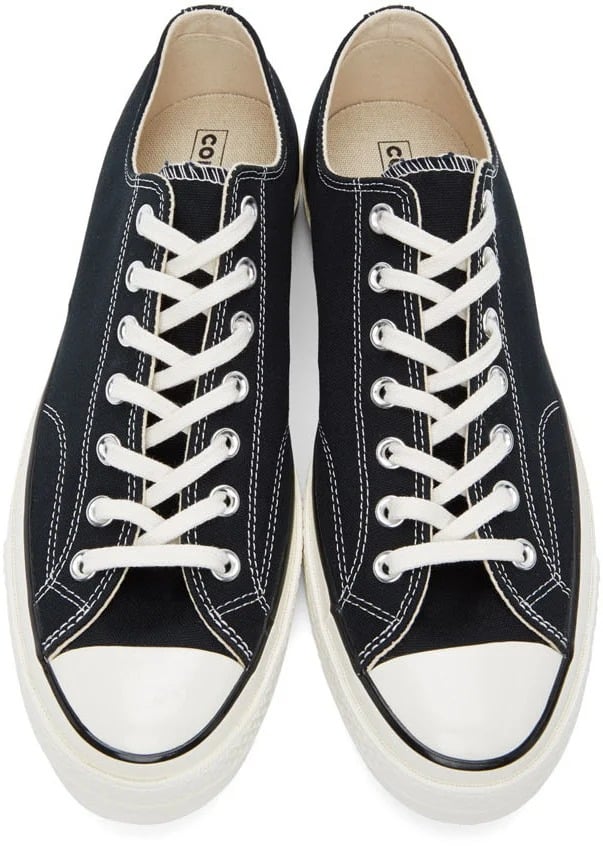 Attraction of the Converse "Chuck Taylor CT70" (1) "Sharp silhouette for stylish footwear.