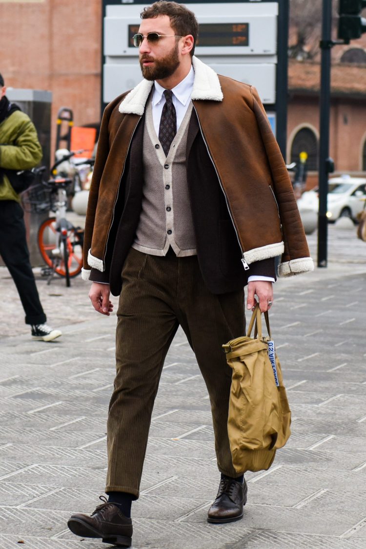 Pitti Uomo 95 Snapshot: "Leather outerwear with jackets to build a martial dressy men's coordinate."