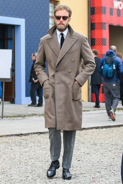 Royal coat that goes well with suit style (4) "Polo coat