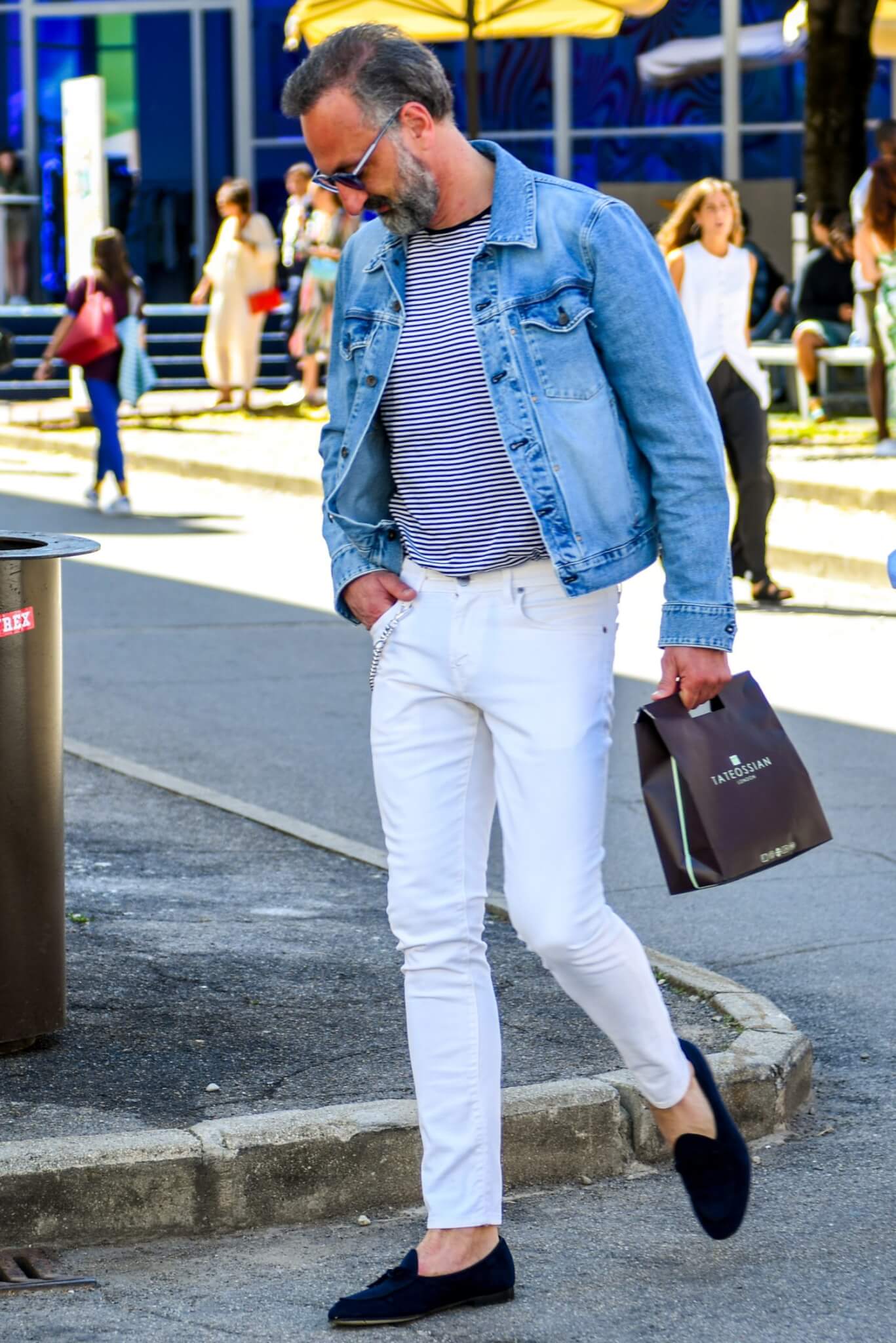 White Jeans are the best all-around pants! Introducing the hottest men