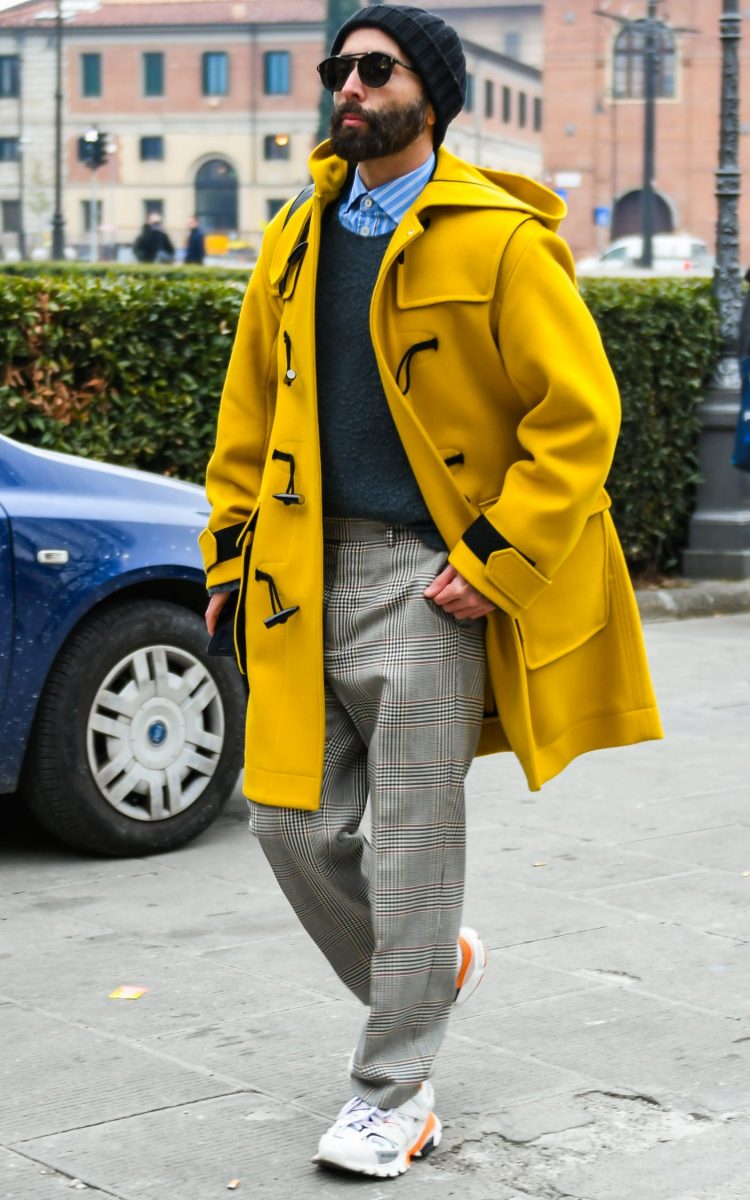 Checked gray pants and Balenciaga trucks for a highly seasonal street style