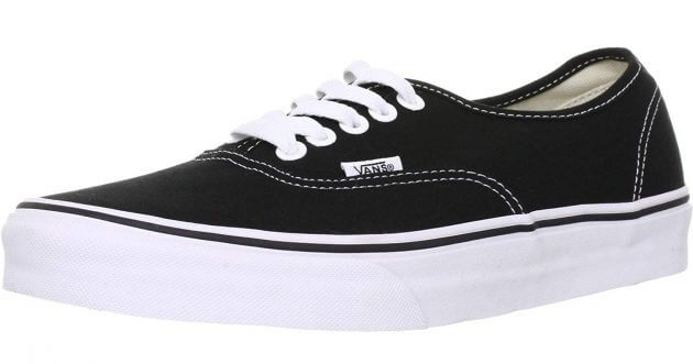 The eternal classic sneaker from the roots of Vans! What are the five characteristics of the “AUTHENTIC”?