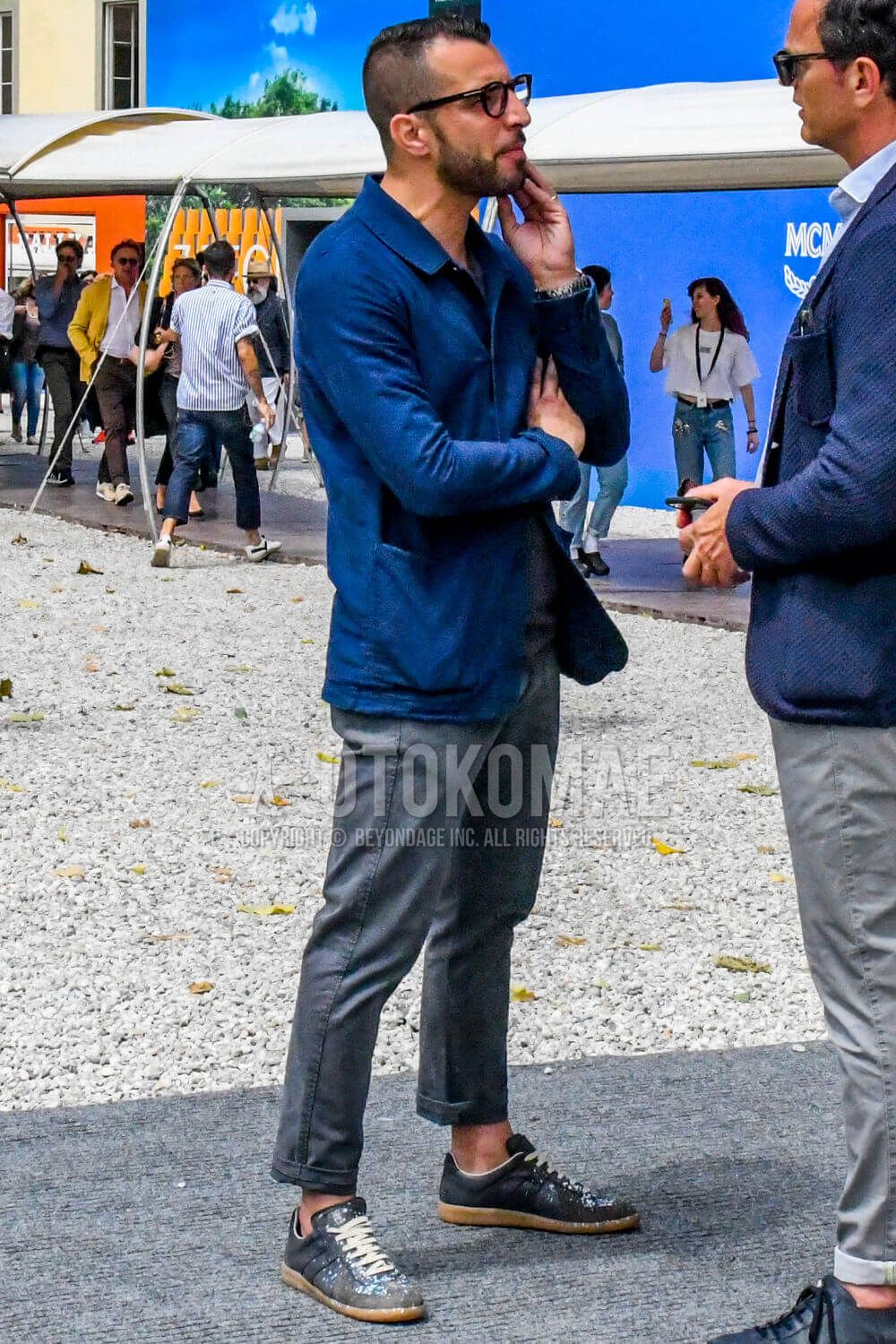 シャツジャケット コーデ メンズ特集 軽やかなレイヤードを表現した注目の着こなし おすすめアイテムを紹介 メンズファッションメディア Otokomae 男前研究所 ページ 18 ページ 18