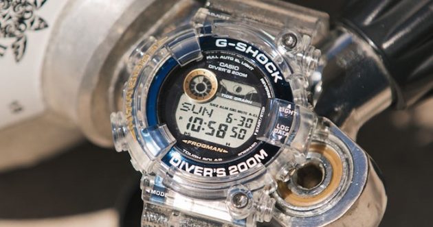 G-SHOCK and BABY-G introduce the 25th anniversary model in collaboration with “iSearch Japan” with 25 dolphins and whales swimming around!