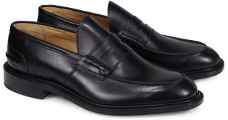 トリッカーズ(Trickers)のおすすめローファーを紹介！老舗ならではの卓越した技術とデザインに注目