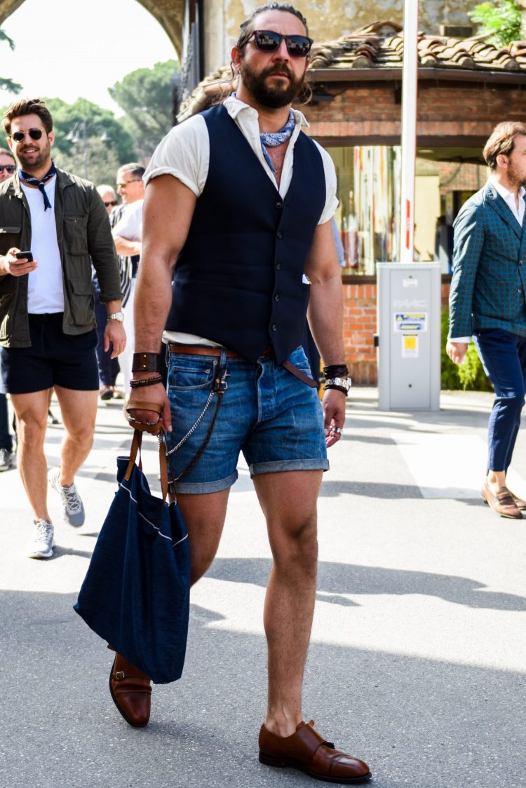 ショートパンツ メンズ コーデ特集 軽やかでアクティブな着こなし