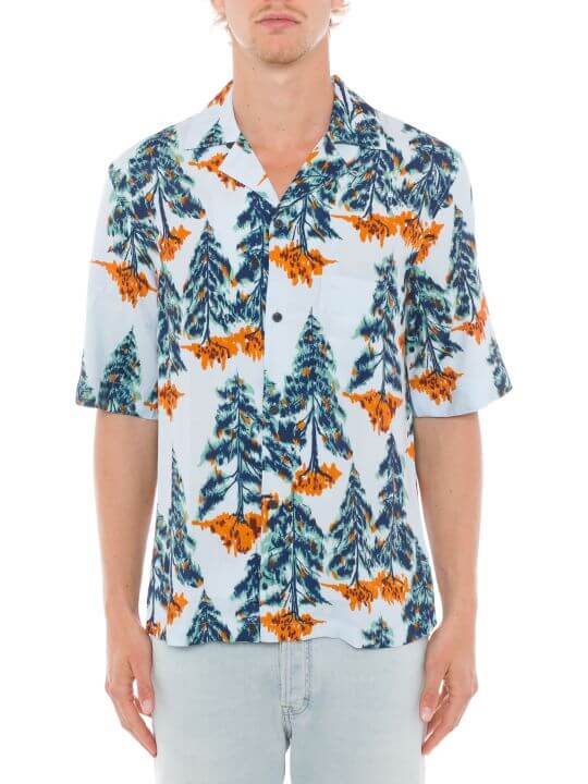 アロハシャツは日本人が作った？ハワイの民族衣装を使ったリゾート