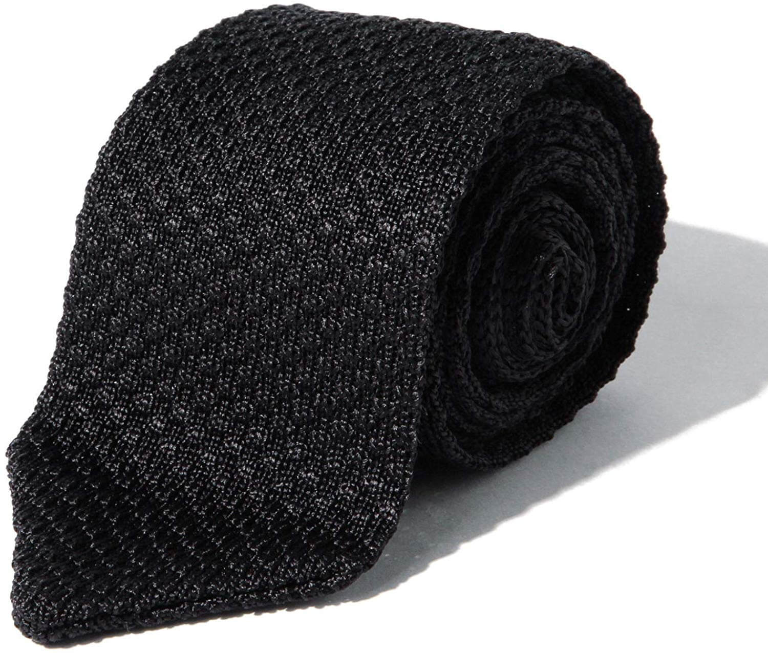 黒ネクタイ スーツスタイルに取り入れたときの印象や効果は？ | メンズ 