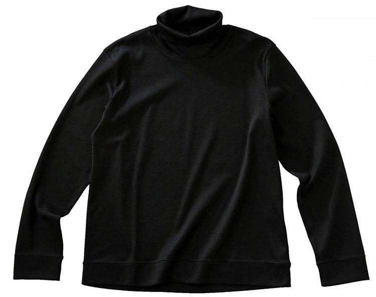 Recommended brand of black turtlenecks: "nano・universe