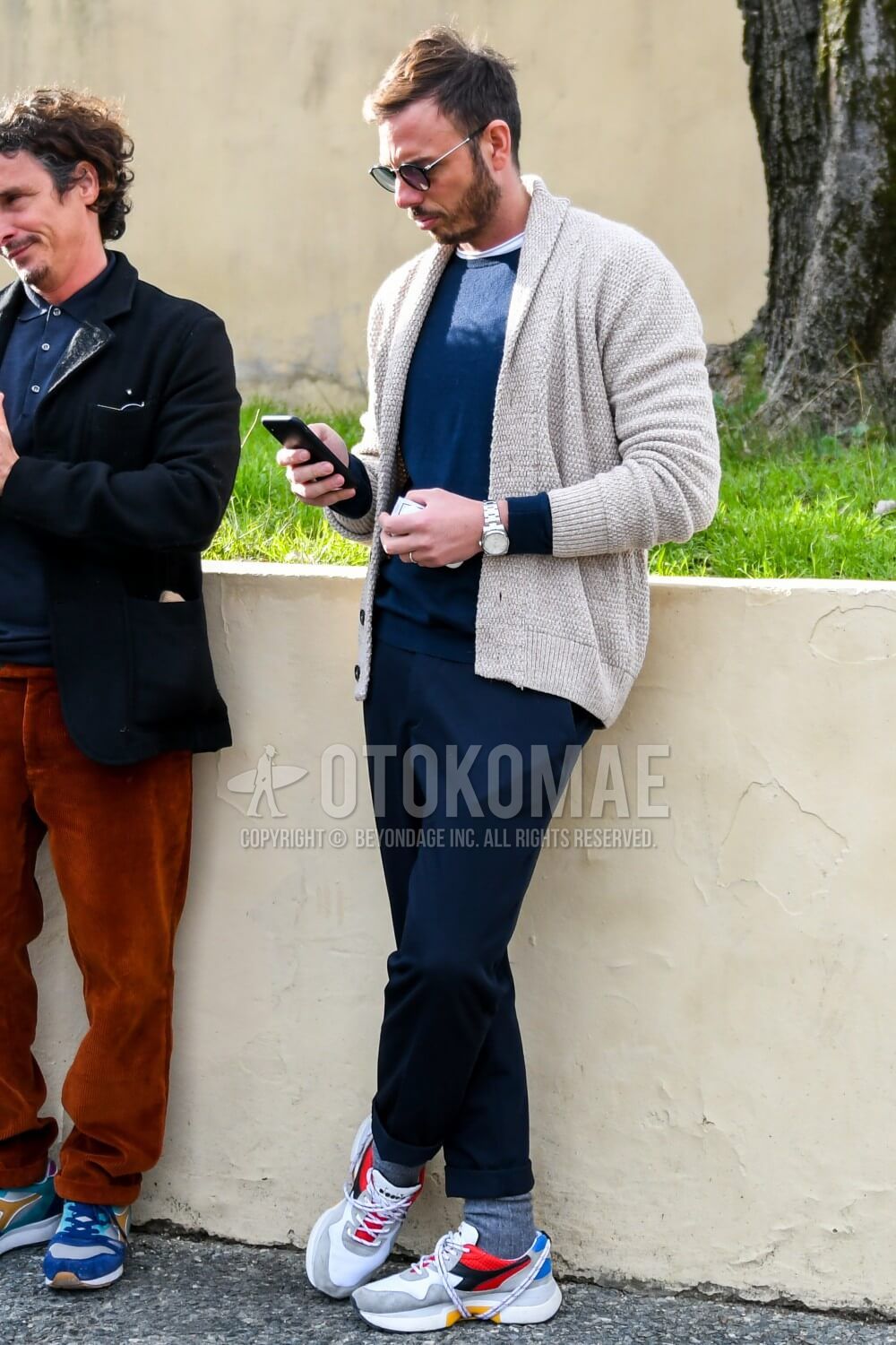 ネイビーニット コーデ 特集 ノーブルな魅力をプラスした大人メンズの着こなし アイテムを紹介 メンズファッションメディア Iicf ページ 5iicf 男前研究所 ページ 5