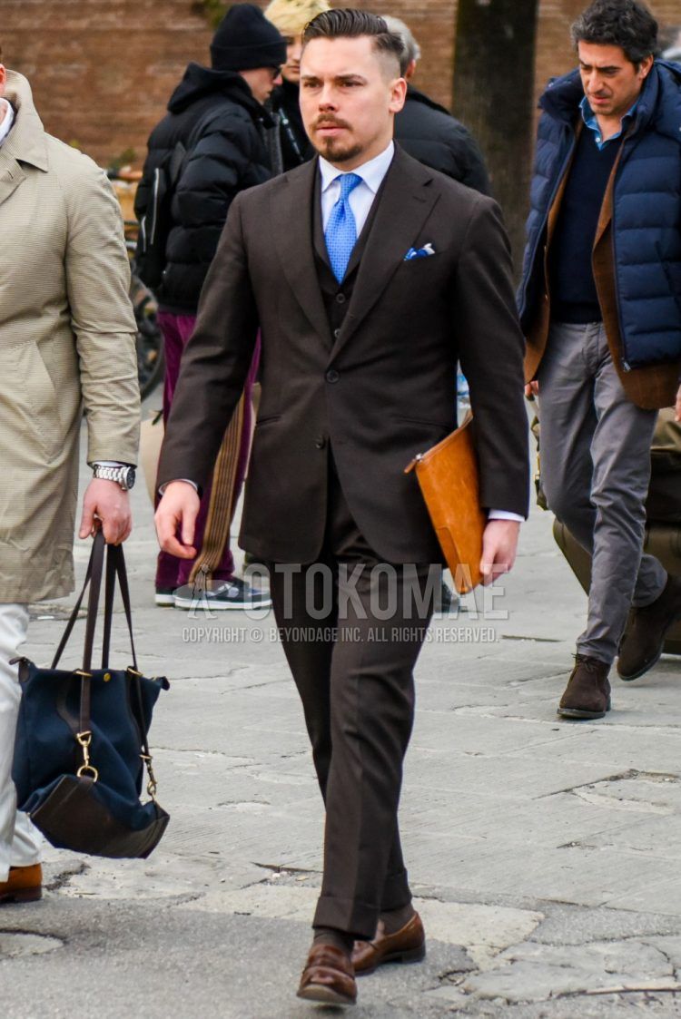 ダークスーツ 着こなしのルールやおすすめブランドは メンズファッションメディア Iicf ページ 8iicf 男前研究所 ページ 8