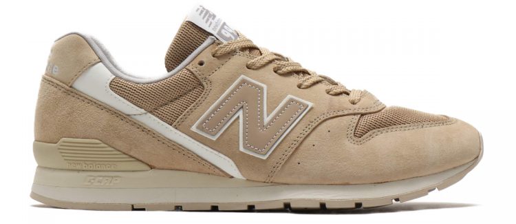 The model worn by Gohito is the New Balance 996!