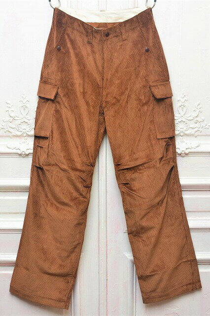 コーデュロイパンツ コーデ特集 旬な大人メンズの着こなし アイテム紹介 メンズファッションメディア Otokomae ページ 2otokomae 男前研究所 ページ 2