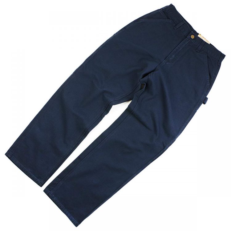 タフなダック生地とペインターパンツのディテールが魅力的な「carhartt(カーハート)」“B11”