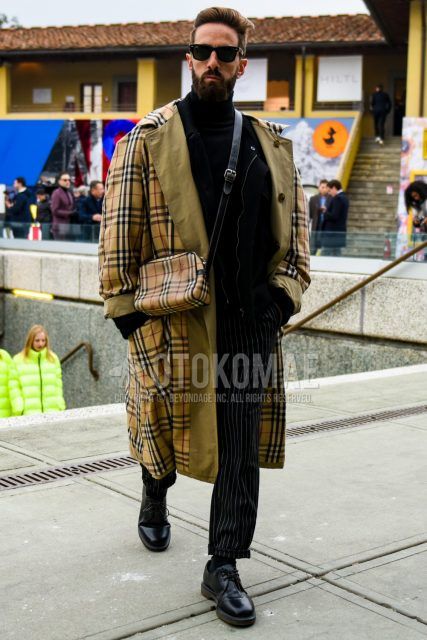 Ray-Ban Wayfarer Wellington plain black sunglasses, Burberry beige check stainless coat, plain black outerwear, plain black turtleneck knit, black striped slacks, plain black socks, black plain toe leather shoes, Burberry beige check men's coordinate and outfit with a shoulder bag.